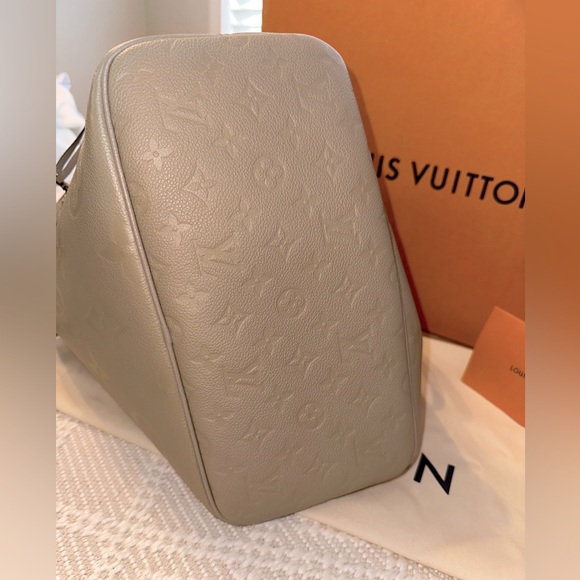 Authentic Louis Vuitton Neverfull MM Monogram Empreinte Turtledove Leather Tote - Picture 8 of 15